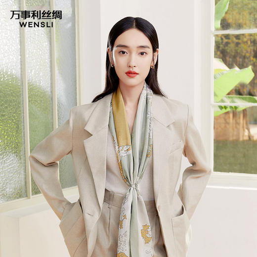 万事利“花瑶月影”真丝长巾丝巾扣礼盒 商品图0