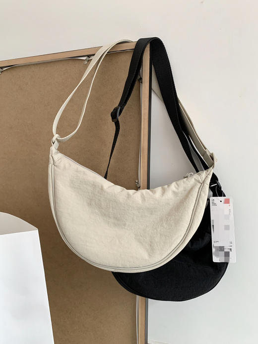 【家居百货】日系ins简约纯色百搭斜挎小包包女手机包男帆布饺子包背包百搭斜跨饺子包优衣库同款饺子包 商品图7