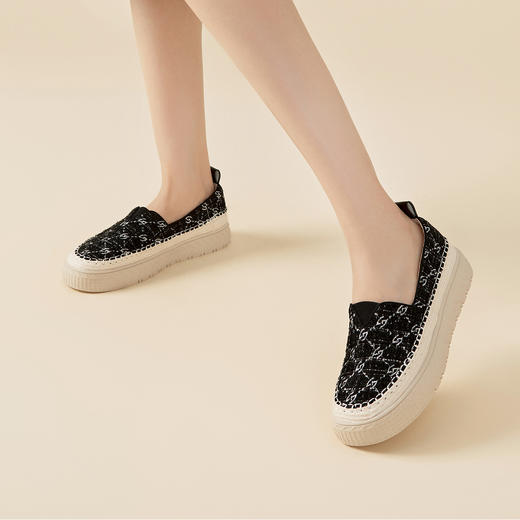 Safiya/索菲娅2023秋季新品潮流厚底透气休闲一脚蹬松糕渔夫鞋 SF33112455 商品图1