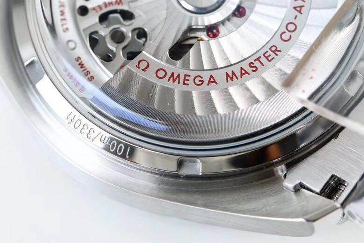 OM厂欧米茄超霸系列329.30.44.51.06.001腕表首发详解