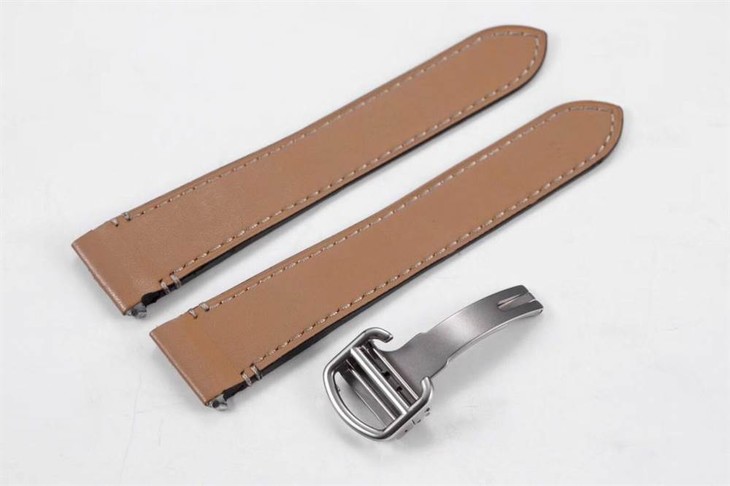 KOR厂卡地亚山度士系列WSSA0009（大号）腕表首发