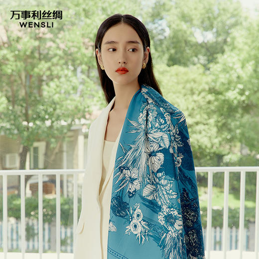万事利“极光”88厘米双面印花真丝大方巾 商品图2