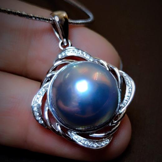 18k镶嵌马贝珍珠项坠 商品图3