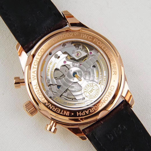 沙夫豪森----IWC万国葡萄牙系列计时腕表经典版被赋予了典型葡萄牙系列风格的所有特征，近八十年来，葡萄牙系列一直就是经典设计和高级制表的代名词 商品图3