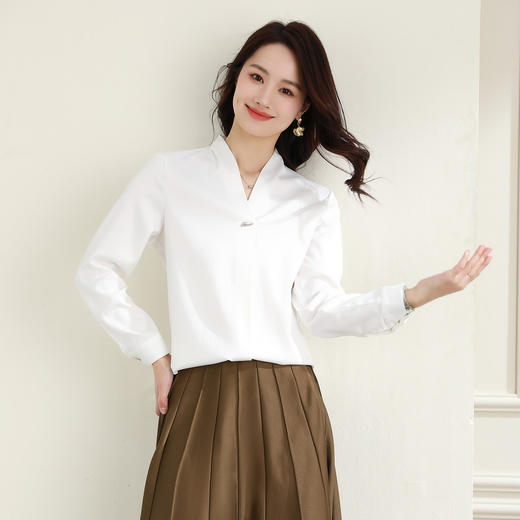 罗蒙气质休闲设计感夏季女式长袖衬衫轻薄透气舒适套头日常通勤衬衣女 商品图3