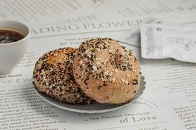 无糖谷物核桃贝果