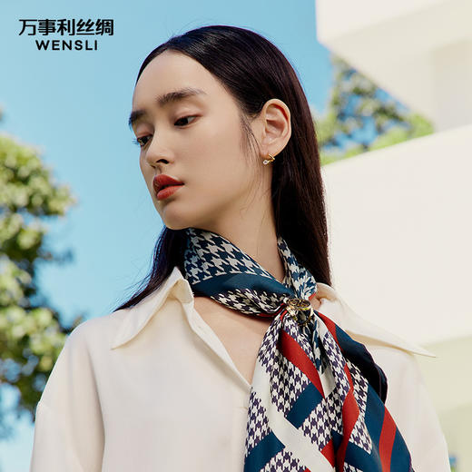 万事利“赫曼”88厘米双面印花真丝大方巾 商品图1