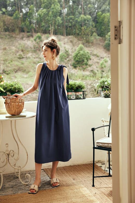 OLrain欧芮儿法式棕色无袖连衣裙女夏季2023年新款宽松度假风裙子 商品图5