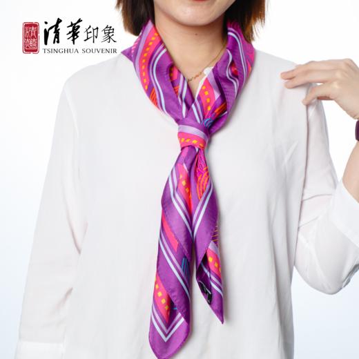 清华文创经典款大方丝巾 商品图3