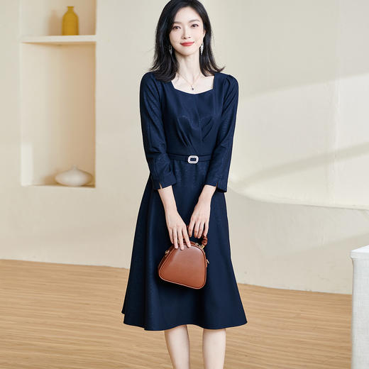 剩S/M 米思阳2024秋季新款优雅气质连衣裙系带显瘦方领亲肤中长裙子2154 商品图2