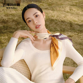 万事利“玉兰赋”63厘米双面印花真丝中方巾