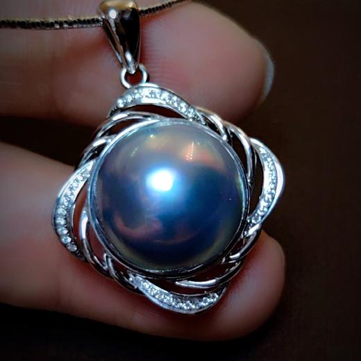 18k镶嵌马贝珍珠项坠 商品图2