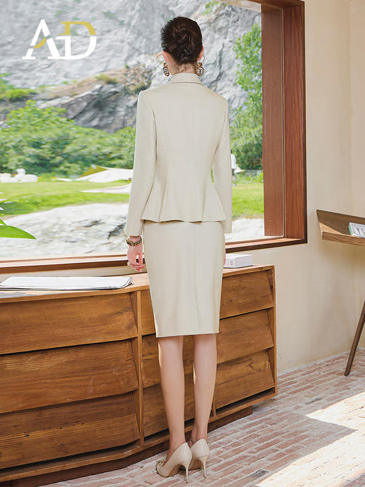 AD高级设计感西装套装裙女法式气质小香风西服开叉设计感职业装 商品图4