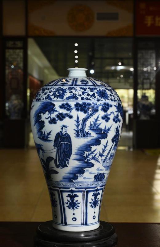 仿元青花萧何月下追韩信纹梅瓶 商品图0