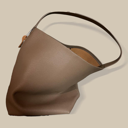 JUANZI娟子水桶单肩大号牛皮包JZ2307BB02 商品图4