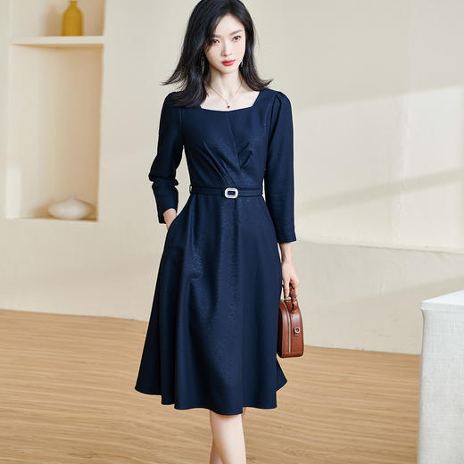 剩S/M 米思阳2024秋季新款优雅气质连衣裙系带显瘦方领亲肤中长裙子2154 商品图1