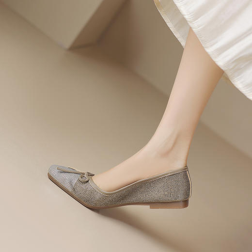 舒适百搭，圆头镶钻平底单鞋WXJ-W8013 商品图8