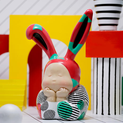 稀奇艺术《兔比比-孟菲斯》可爱卡通家居桌面摆件玻璃钢雕塑礼物 商品图3