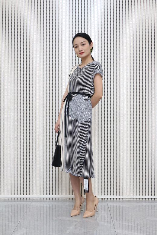 售罄-千年情话—梁祝黄白游色几何图案包袖连衣裙LZ3S32 商品图3