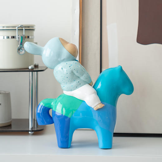 稀奇艺术《小小艺术家》小骑士轻奢限量款礼品雕塑 商品图1