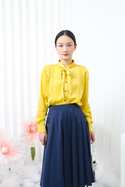 千年情话—梁祝栀黄色、凝脂色缎面衬衣LZ3F02 商品图3