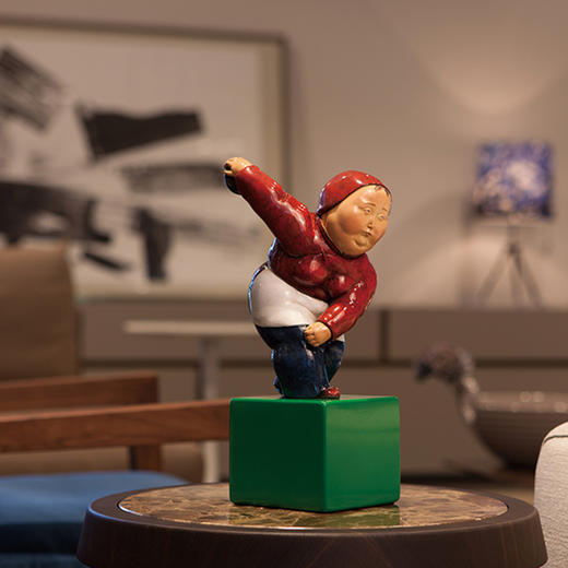 稀奇艺术瞿广慈《掷铁饼者》收藏款雕塑玄关酒柜桌面现代摆件 商品图0