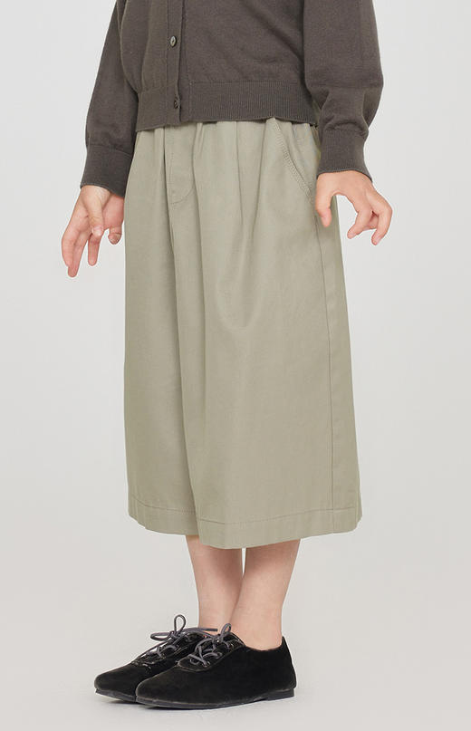 jnby  23年秋款  直筒七分裤  1N7E10600 商品图6