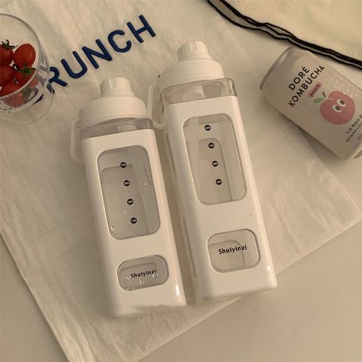 「小红书同款」水杯女生颜值大容量塑料吸管杯夏季便携式运动水壶餐饮用具 商品图1