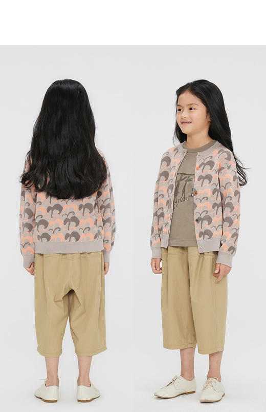 jnby  23年秋款  撞色短款开襟毛衫  1N7311240 商品图7