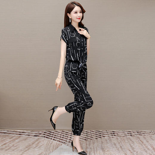 QYMOMS-SDA3123-L 2023年夏款POLO领短袖小衫宽松休闲哈伦裤两件套字母印花套装 商品图2