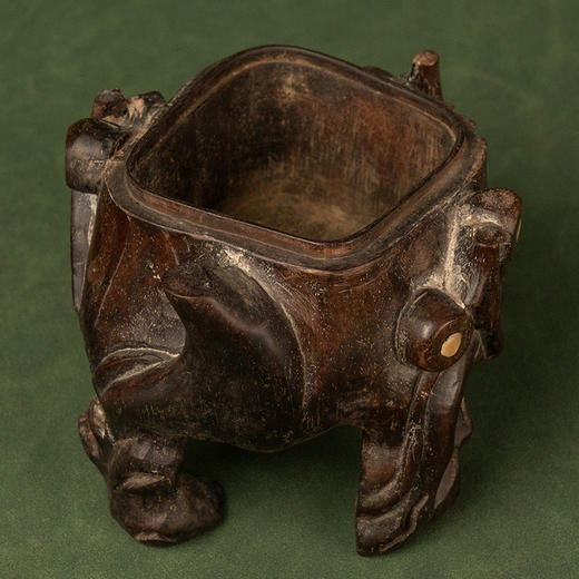 清 红木嵌螺钿根结形盖盒 商品图3