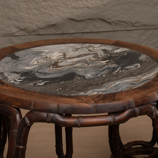 清 红木镶云石竹节工圆台鼓凳成套（一桌五凳） 商品图2