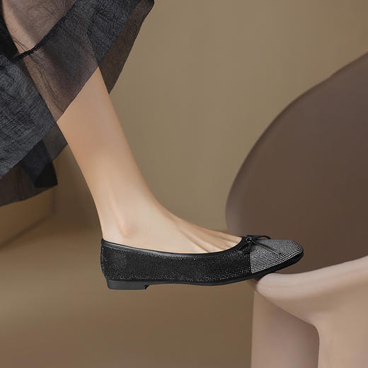 舒适百搭，圆头镶钻平底单鞋WXJ-W8013 商品图3