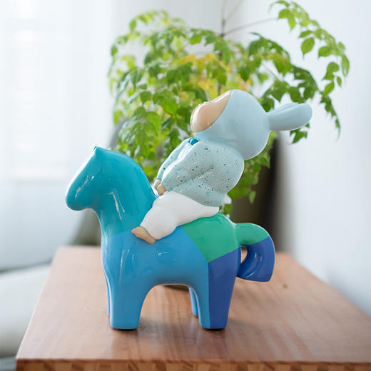 稀奇艺术《小小艺术家》小骑士轻奢限量款礼品雕塑 商品图2