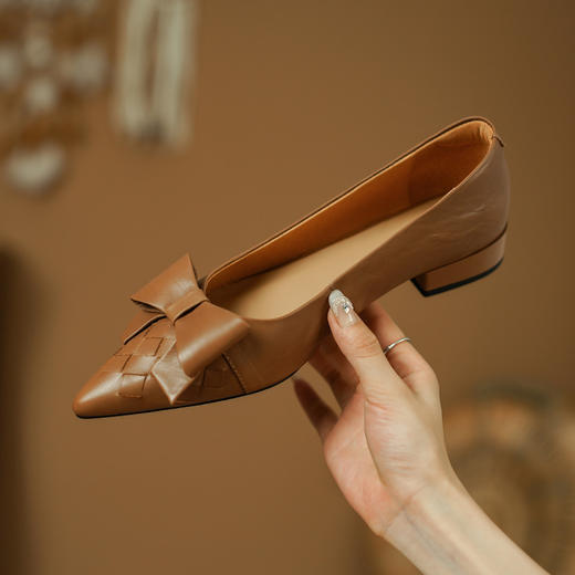 法式优雅，胎牛皮编织尖头蝴蝶结平底单鞋PS1657 商品图13