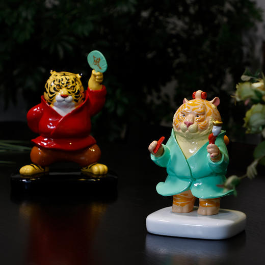 稀奇艺术文那虎年新品《虎虎生风》家居装饰桌面艺术摆件收藏雕塑 商品图4