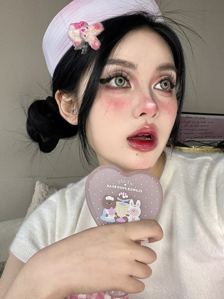 LUNARCON美瞳 年抛隐形眼镜 百达翡绿 14.5mm 1副/2片 左右度数可不同-VVCON美瞳商城14