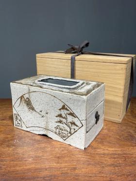 白瓷褐绘山水高仕名家款硯台箱，顺丰包邮