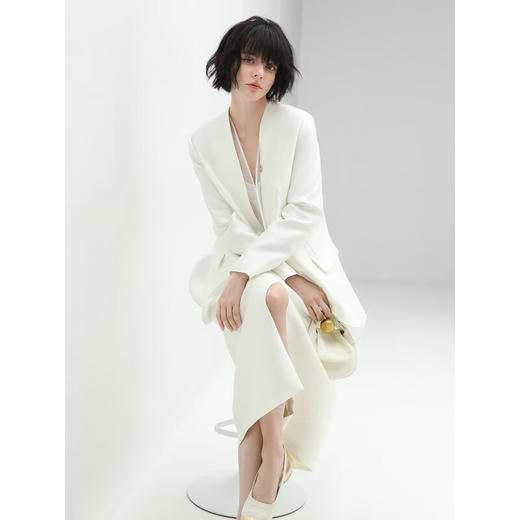 COCOBELLA丝光质感前开叉半身裙夏优雅通勤半身西装裙HS542B 商品图3