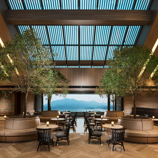 1晚/2晚【杭州桐庐康莱德】可用至年底！含餐饮代金券、每日提供浴盐泡浴，享酒店内萌宠互动及旅拍等，江浙沪周边度假推荐！ 商品图1