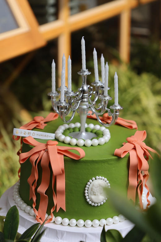 复古蝴蝶结珍珠烛台 商品图3