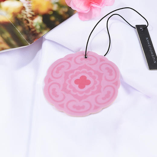 牛首山文创四季香卡车载香味配饰挂件家用卧室悬挂式香片持久留香 商品图1