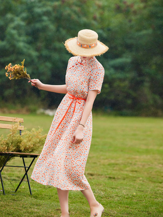 HM-C015夏季桔色碎花连衣裙中国风改良式旗袍领斜开襟疙瘩扣文艺复古长裙 商品图3