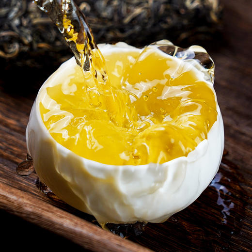 【君临天下】2023年头春头采易武蕞高峰黑水梁子蕞具江湖气息的山头为荣誉而战为纪念而生 商品图4