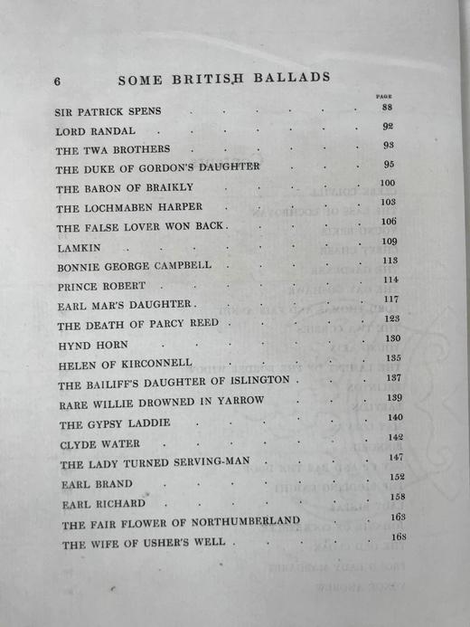 鬼才拉克姆限量签名本！1919年 英国民谣集 16幅彩色手工贴图与多幅黑白文间插图 犊皮（vellum）脊精装大16开 商品图6