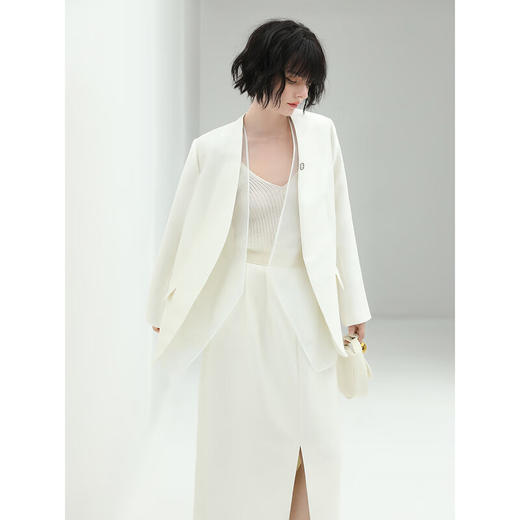 COCOBELLA丝光质感前开叉半身裙夏优雅通勤半身西装裙HS542B 商品图1