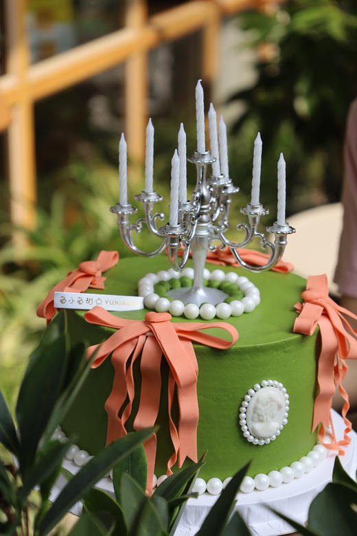 复古蝴蝶结珍珠烛台 商品图2