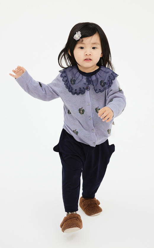 jnby  23年秋款  轻薄亲肤短款开襟毛衫  YN7310710 商品图4