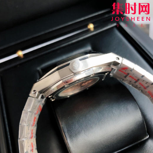 升级版 爱彼皇家橡树系列AP15400 男士腕表
机芯：搭载进口西铁城 商品图6