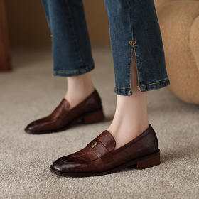 乐福鞋时尚中跟女鞋，粗跟圆头深口四季单鞋YX-A966